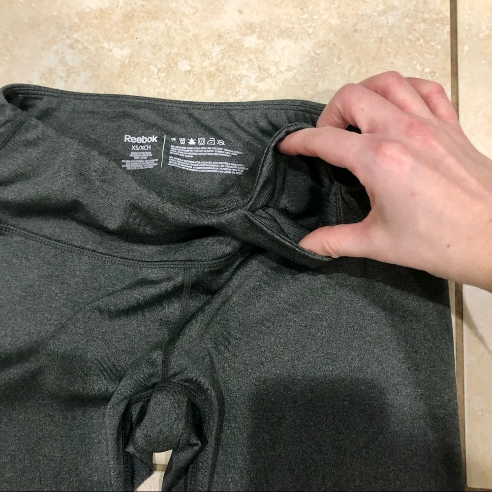 Reebok Leggings NWOT Athletic Capris XS